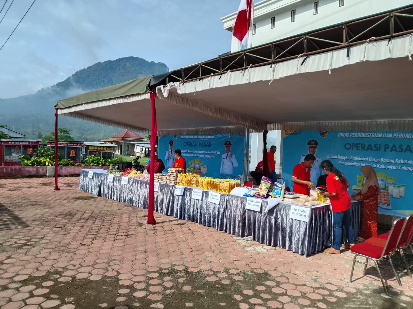 Operasi Pasar 05 November 2025 Di Kecamatan Besuki